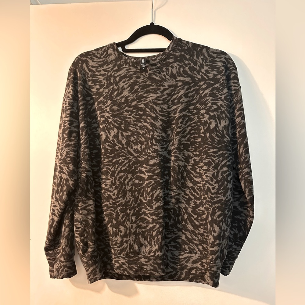 Athleta Studio to Street Black Leopard Crewneck Sweatshirt Sz S